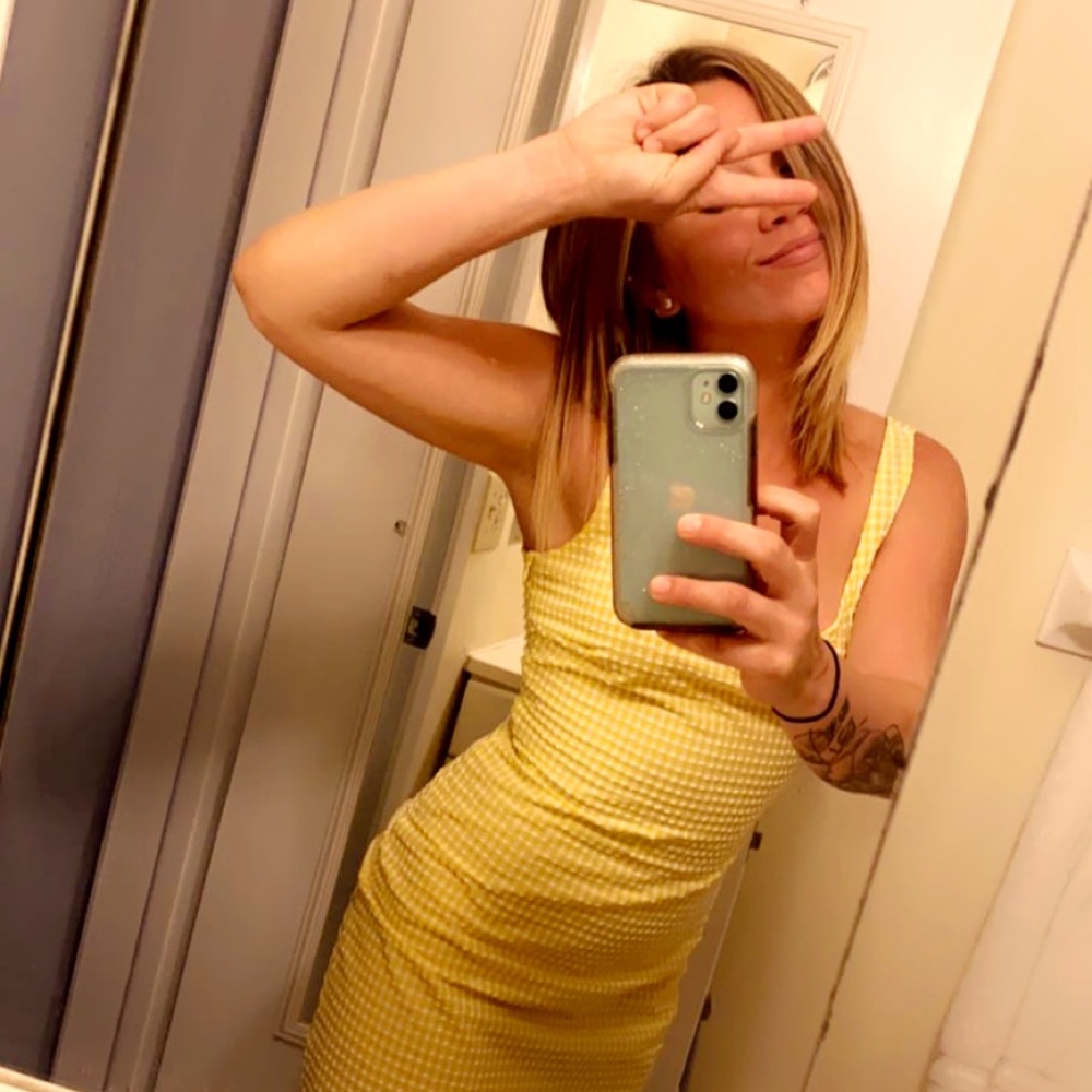 Yellow bodycon dress